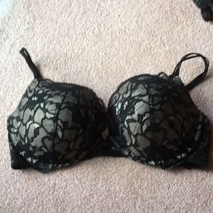 Victoria’s Secret bra 38DD